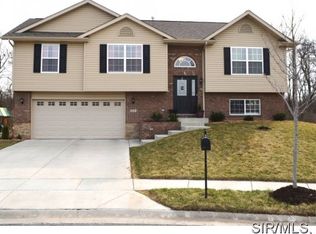 6601 Arriva Dr, O Fallon, IL 62269