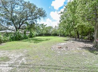 3014 Pansy St, Pasadena, TX 77503