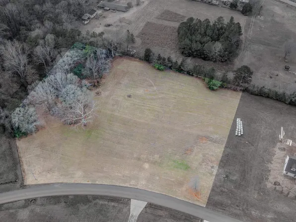 730 Davis Rd, Rogersville, AL 35652