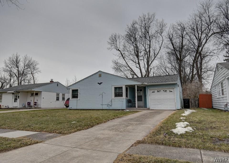 1st image of 640 Montrose Ave
