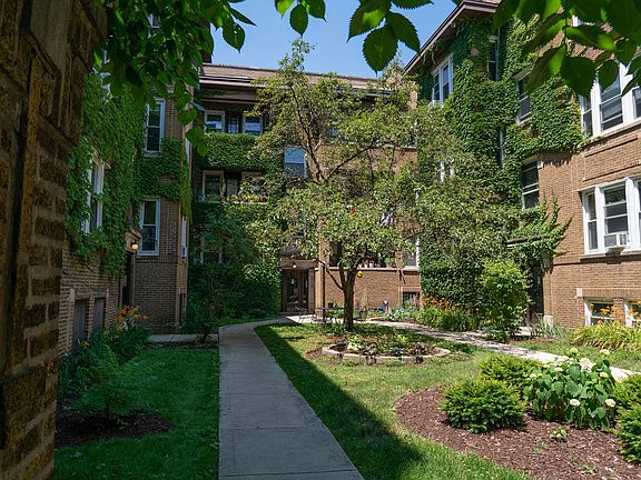 2nd image of 4910 N Glenwood Ave #3