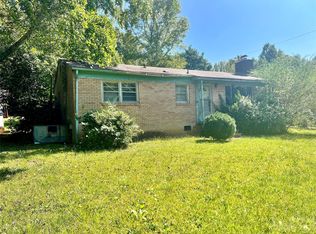 1104 Stagecoach Rd, Gastonia, NC 28052