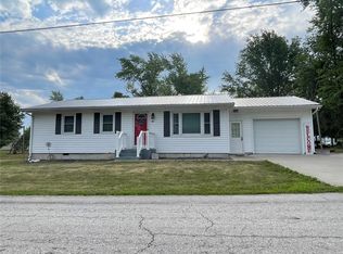 501 Nana St, Perry, MO 63462