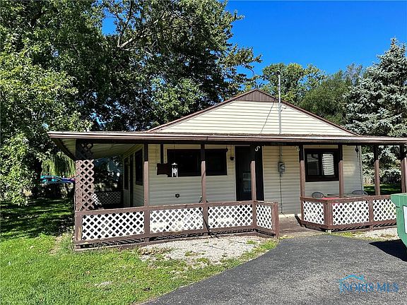 2nd image of 3606 McGregor Ln