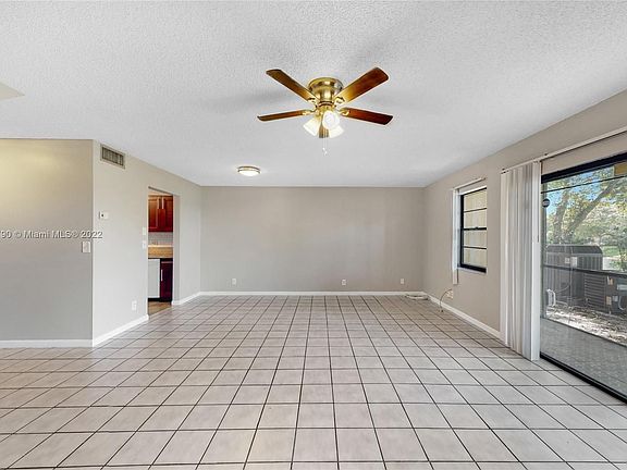 4th image of 4575 NW 91st Ave