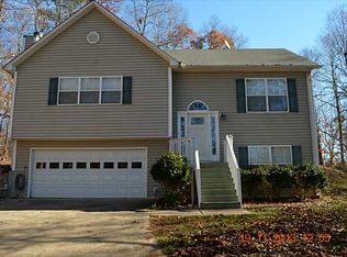 1096 Hood Rd, Talking Rock, GA 30175