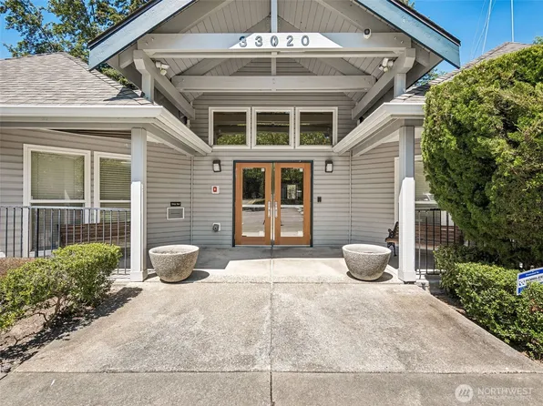 33020 10th Avenue SW #Y104, Federal Way, WA 98023