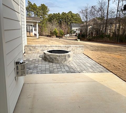 3rd image of 212 Woodlander Dr
