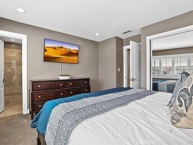 5251 Anthony Ave — Photo 35