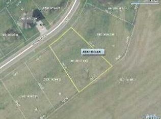 1372 Heatherdowns Dr, Defiance, OH 43512