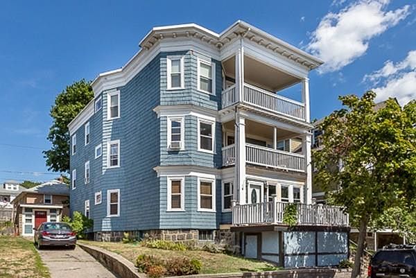 1st image of 16 Chelmsford St #2