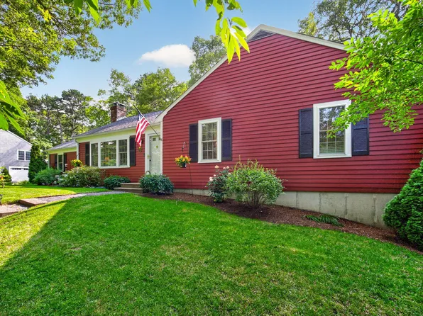 7 Bent Bluff Lane, Yarmouth Port, MA 02675