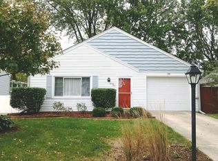 29 Afton Dr, Montgomery, IL 60538