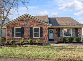 864 Overview Dr, Lexington, KY 40514