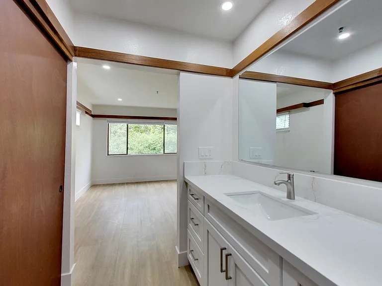 Riverwood Apartments — Photo 144