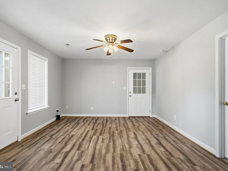 2691 Goldmiller Rd — Photo 7