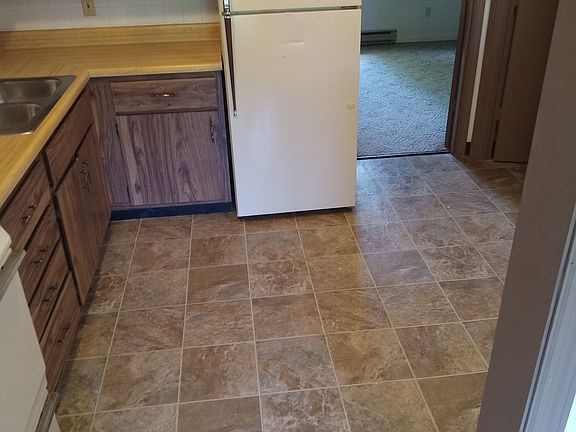 3rd image of 105 Pelican Dr #3