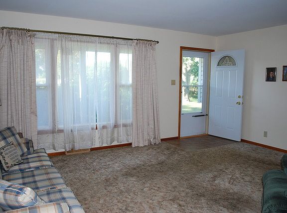 3rd image of 705 Maryknoll Dr
