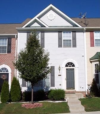 1st image of 204 Mary Jane Ln