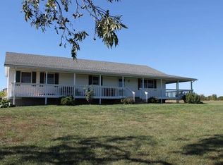 5004 Paine Rd, Mound City, KS 66056