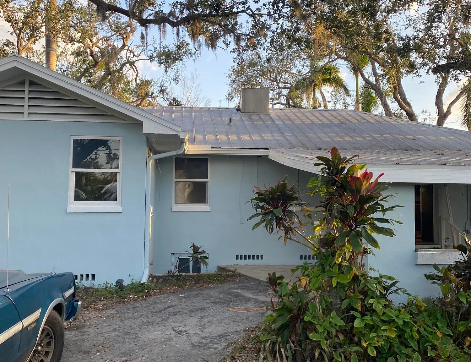 3 bed, 2.0 bath, 1801 sqft, $2,850 — Photo 3