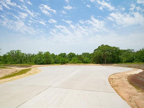 4th image of 8000 Encanto Way