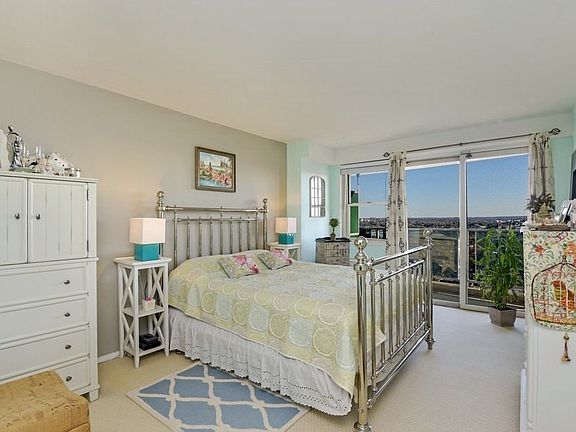 4th image of 6636 Yellowstone Blvd APT 21D