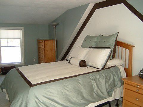 Very Spacious Master Bedroom