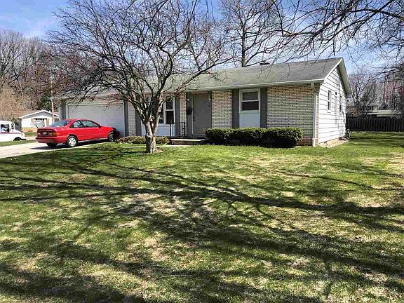 Unit 2 Tenant side on Springdale.