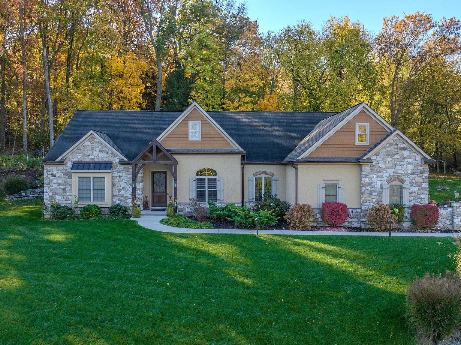 144 Meadow Ln, Lancaster, PA 17601 | Zillow