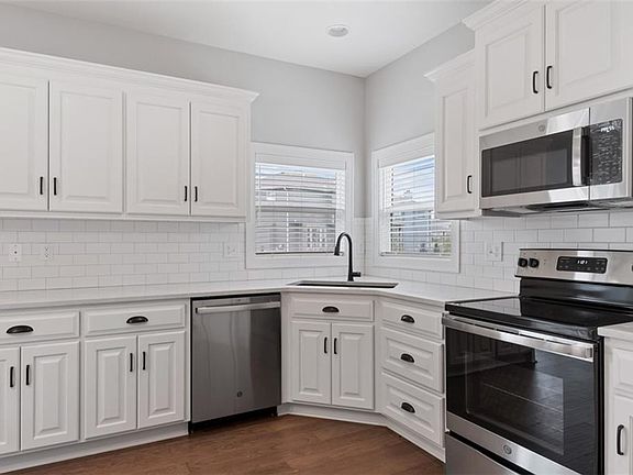 4th image of 18815 W 167th Ter