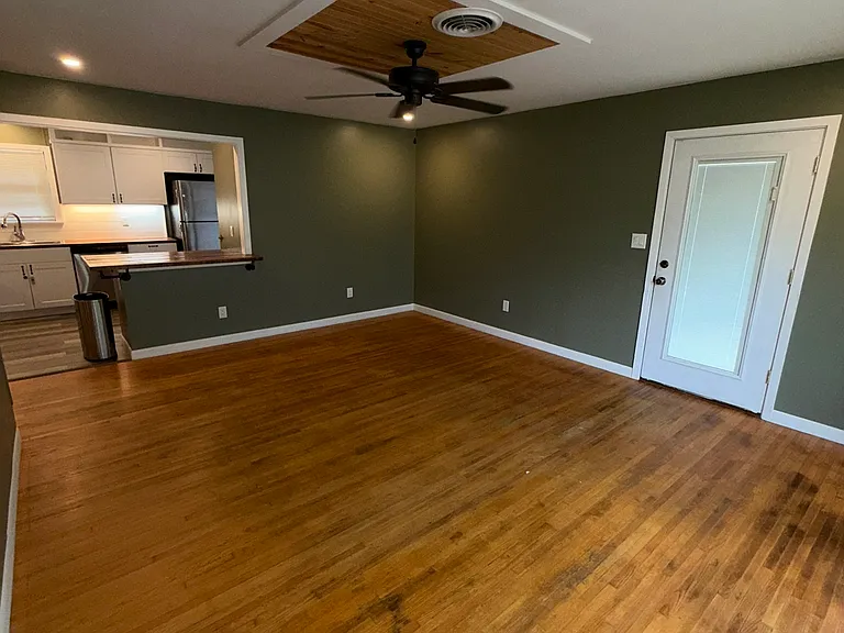 404 N Lemon St — Photo 7