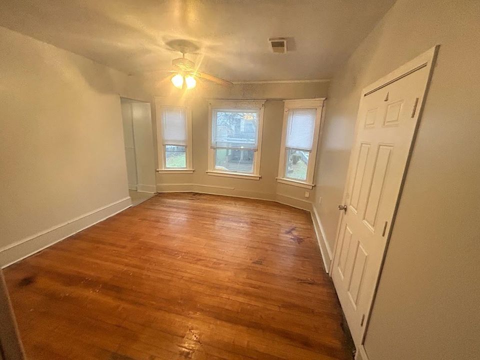 1st image of 2577-79 N 15th St #D86376814