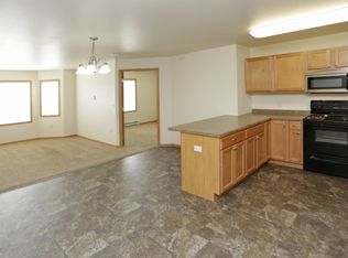 204-120 39th Ave SE, Minot, ND 58701
