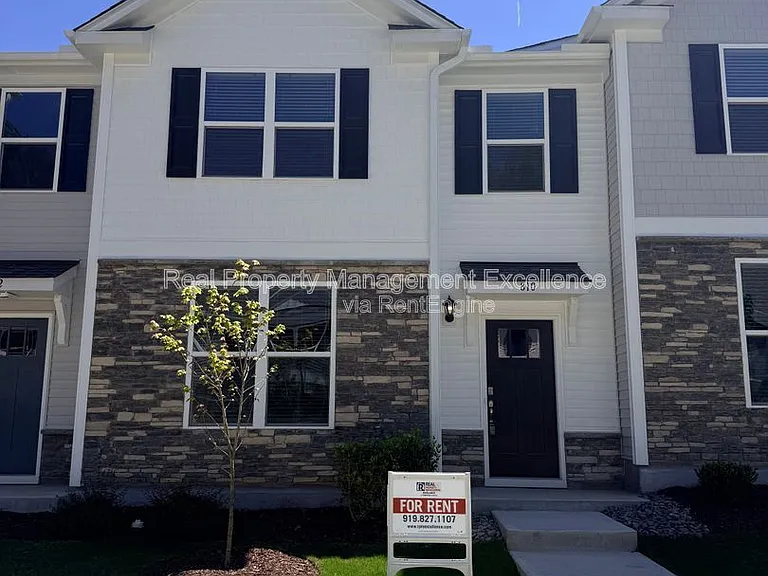 810 Old Tarboro Rd — Photo 2