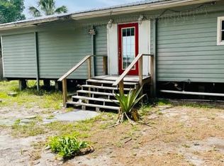 97 SE 234th St, Suwannee, FL 32692
