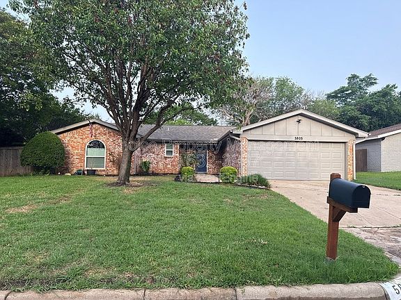 2nd image of 5805 Crestwood Cir W