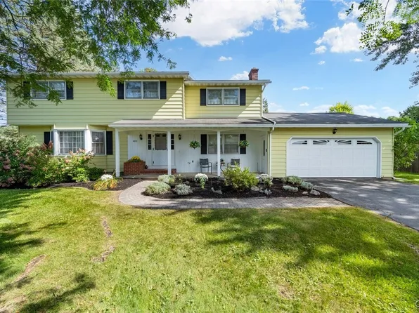 4841 Westfield Dr, Manlius, NY 13104