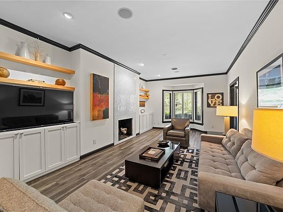 5th image of 303 Parkway St #A