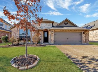 520 Spruce Trl, Forney, TX 75126