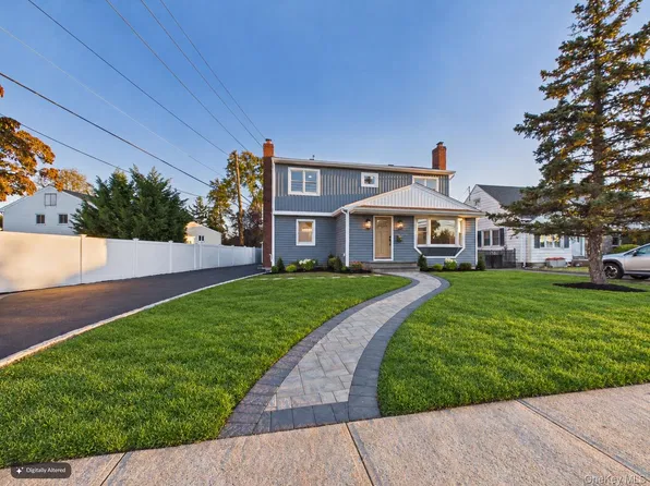 2508 Beltagh Avenue, Bellmore, NY 11710