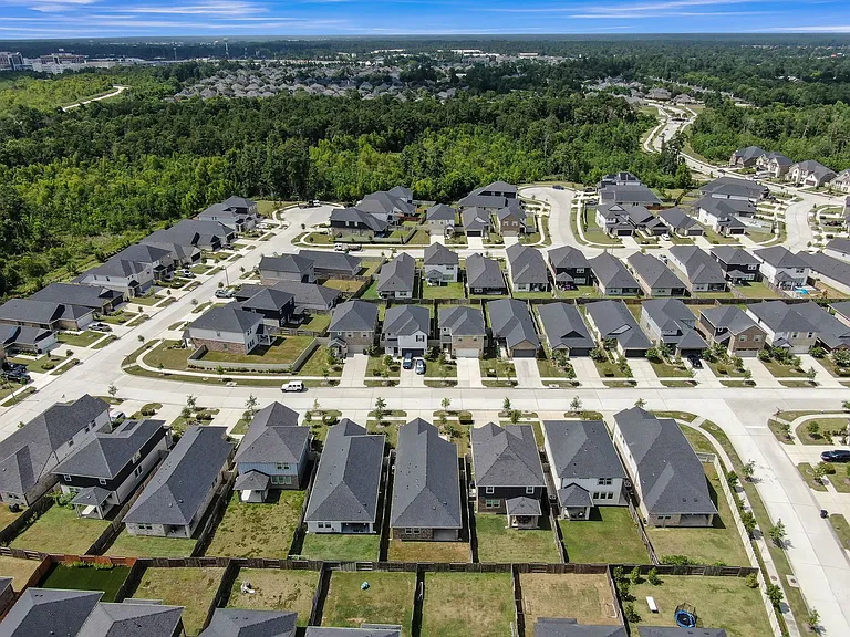 9522 Sugar Berry Dr — Photo 41