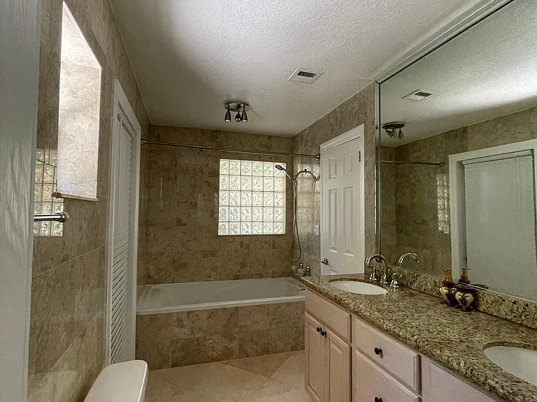 Bathroom #2