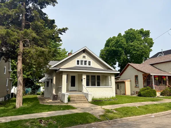 153 N Entrance Ave, Kankakee, IL 60901