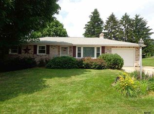 155 Whiteoak Dr, York, PA 17406