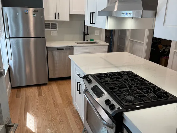 57 Hawthorne St, Somerville, MA