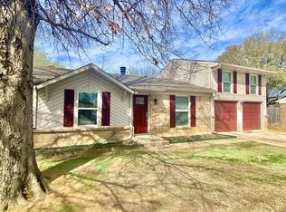 5908 Guildwood Dr, Arlington, TX 76017