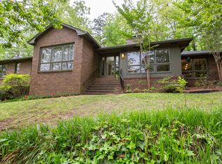 3446 S Brookwood Rd, Mountain Brook, AL 35223