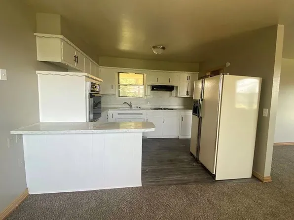 5820 NW 66th St, Warr Acres, OK 73132