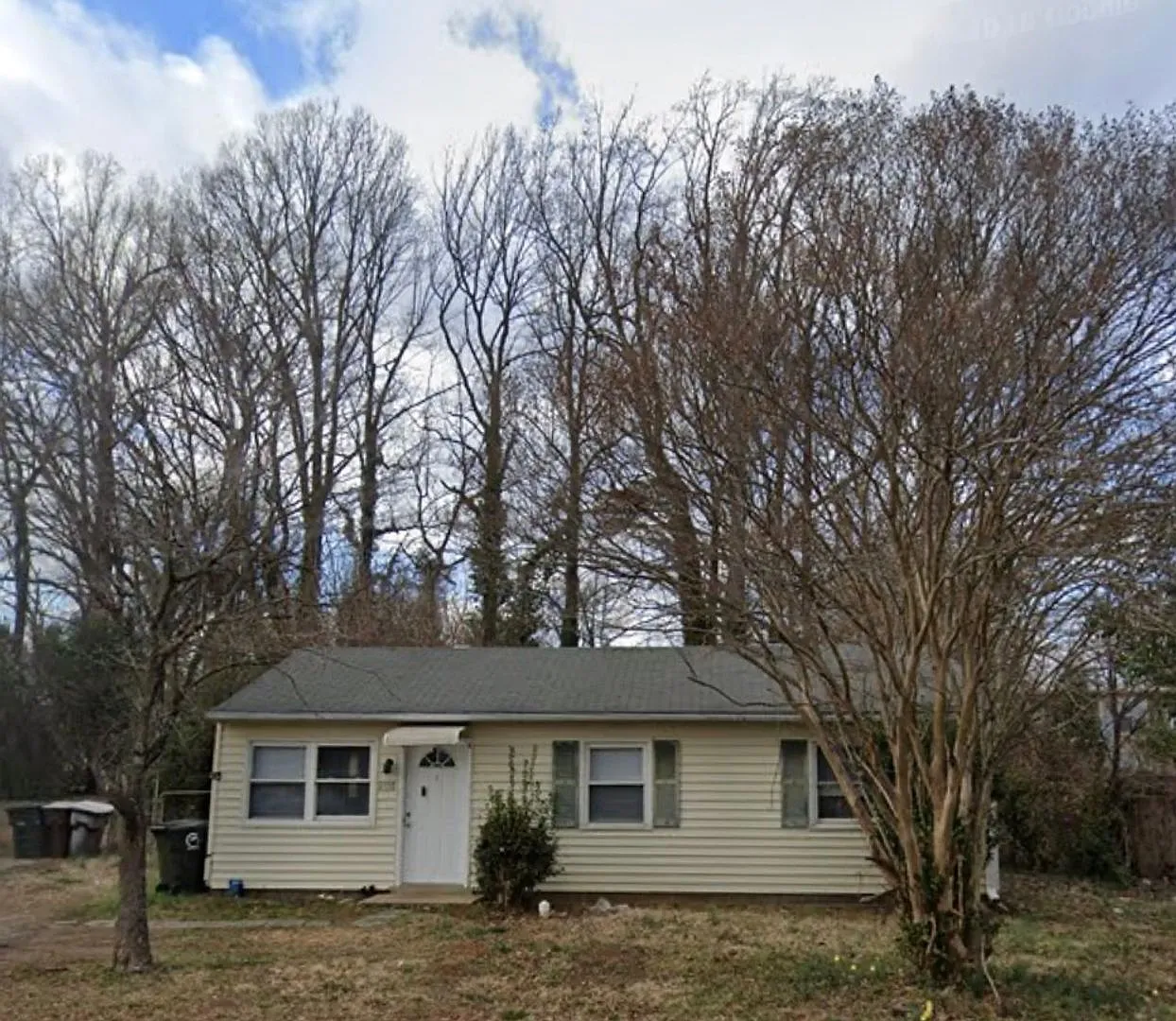 Now Pre-Leasing - 3 Bedroom Home — Photo 1